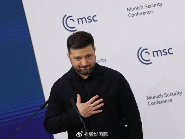 kaiyun(中国)2026世界杯官方网站 泽连斯基: 俄紧要形成22东说念主死亡, 乌克兰阅历深邃一天;此前俄军对乌发起大畛域打击, 动用高妙音速弹说念导弹、无东说念主机等精准制导火器