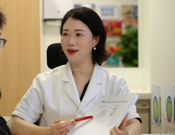 开云·kaiyun体育 近视手术巨匠解读当下摘镜时代迭代趋势 领导暑期摘镜切勿盲目跟风
