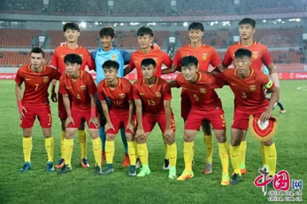 kaiyun开云中国2026世界杯官网入口 第15分钟, 张家鸣射门造队手自拍乌龙, U19国足1-0沙特U21